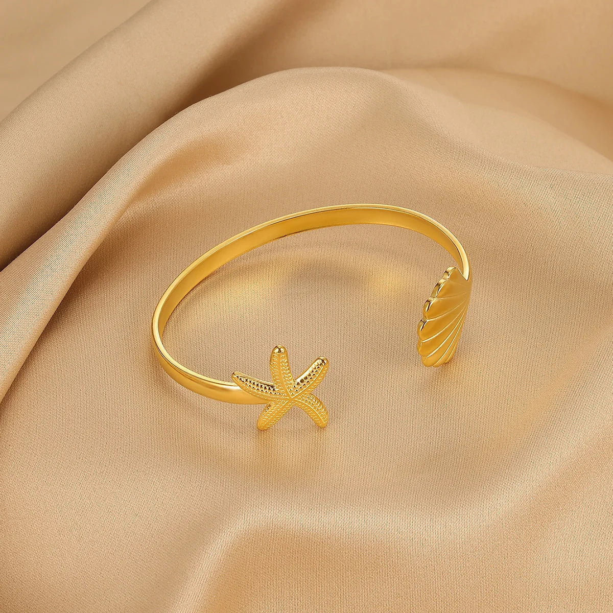 Pulseiras Douradas Super Estilosas