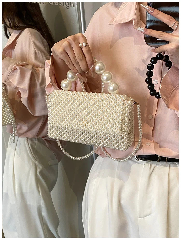 Mala de Ombro com Corrente de Pérolas, Estilo Elegante
