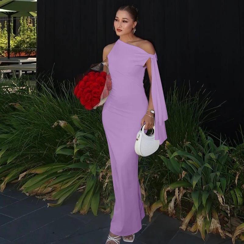 Vestido Longo e Justo, com Decote Redondo, Sem Mangas, Sexy e Elegante