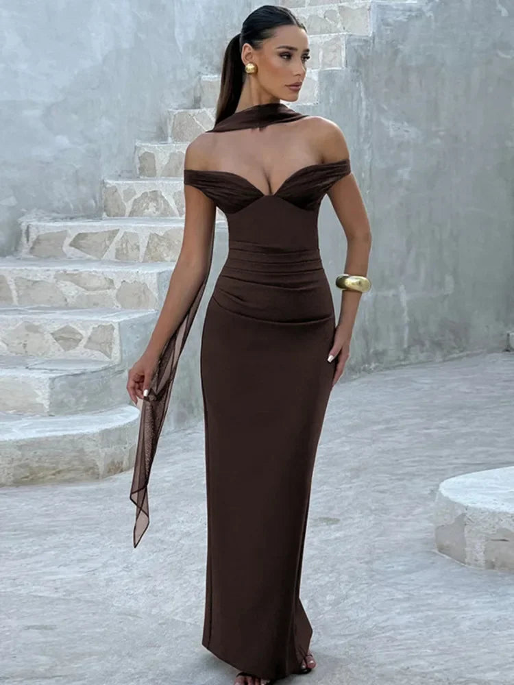 Vestido Justo Longo, Elegante, Ombros Descobertos, Sem Costas, Elegante