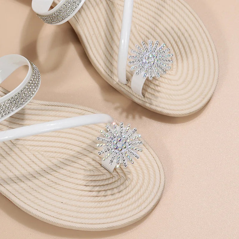 Chinelos , com Flor de Strass, Planos, Tipo “Clip Toe”, Confortáveis