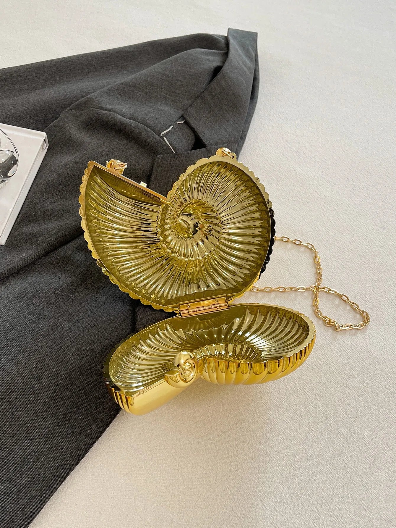Bolsa com Alça de Ombro Removível, Elegante e Moderna