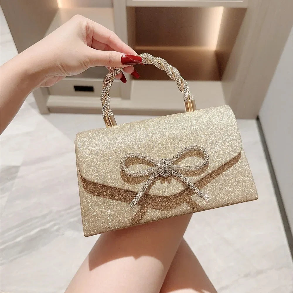 Mala de Festa com Laço em Strass, com Corrente