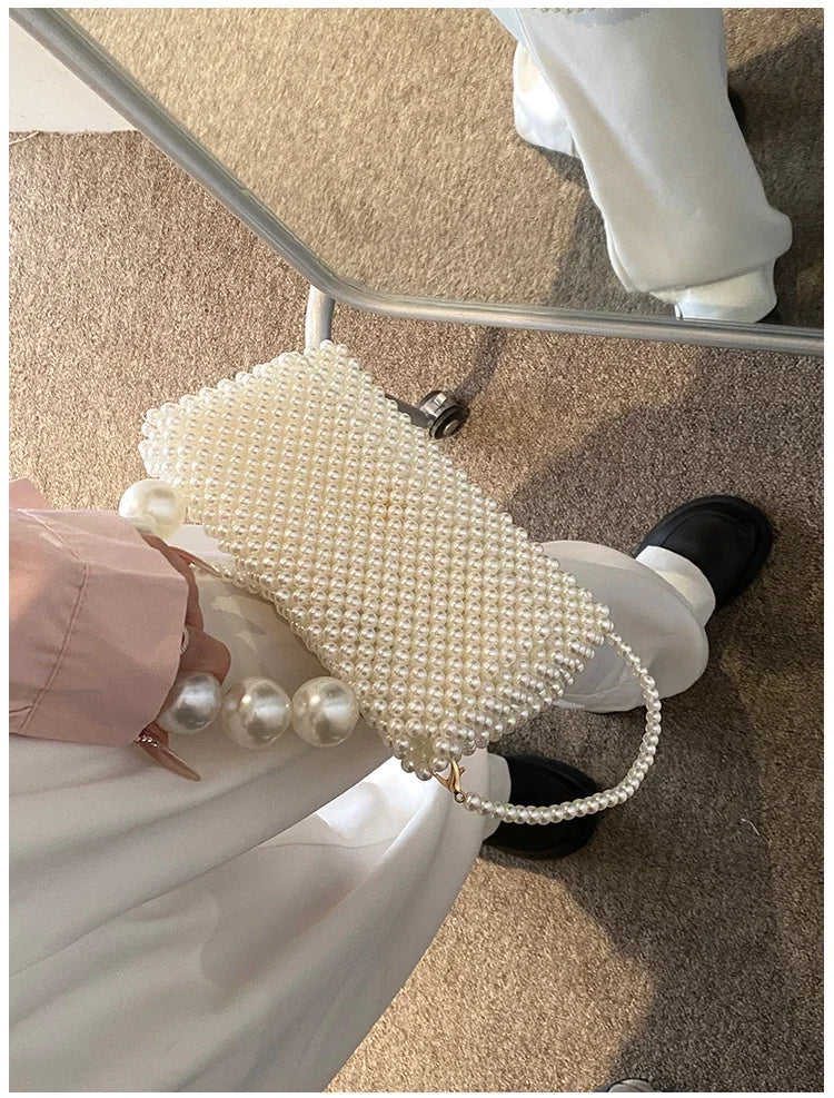 Mala de Ombro com Corrente de Pérolas, Estilo Elegante