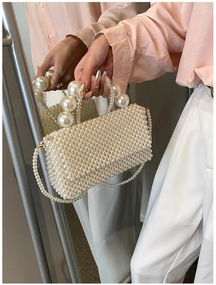 Mala de Ombro com Corrente de Pérolas, Estilo Elegante