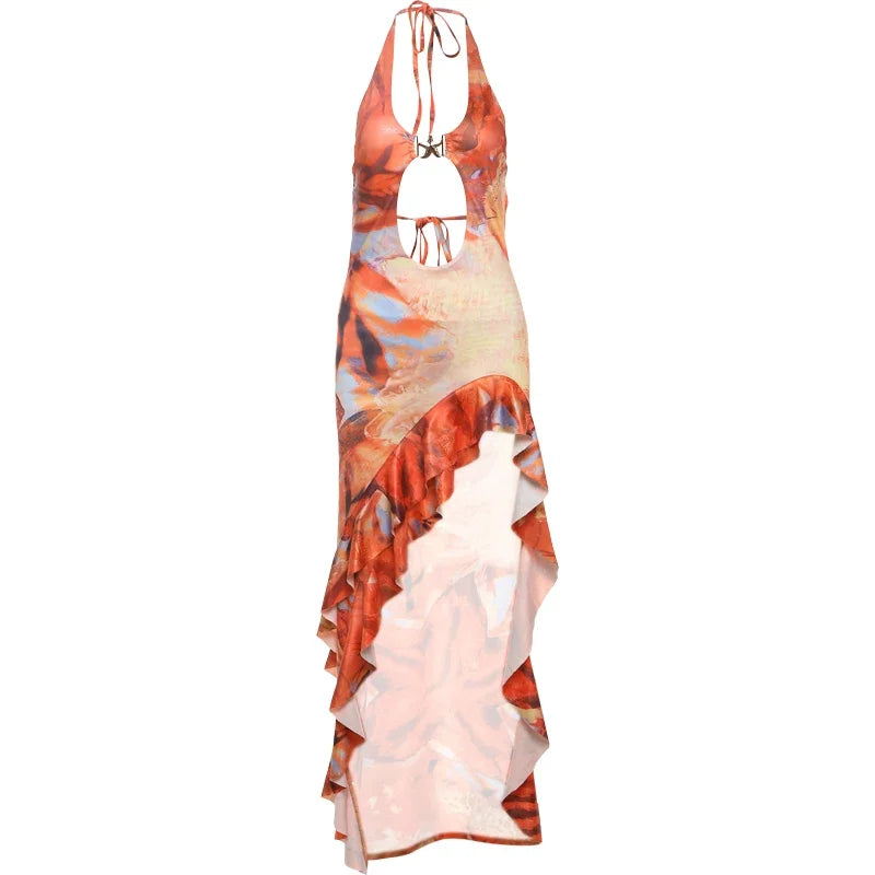 Vestido com Decoração Metálica, Estilo Praia, Sem Costas e Vazado, Abertura Lateral Alta, Babados, Sexy e Elegante