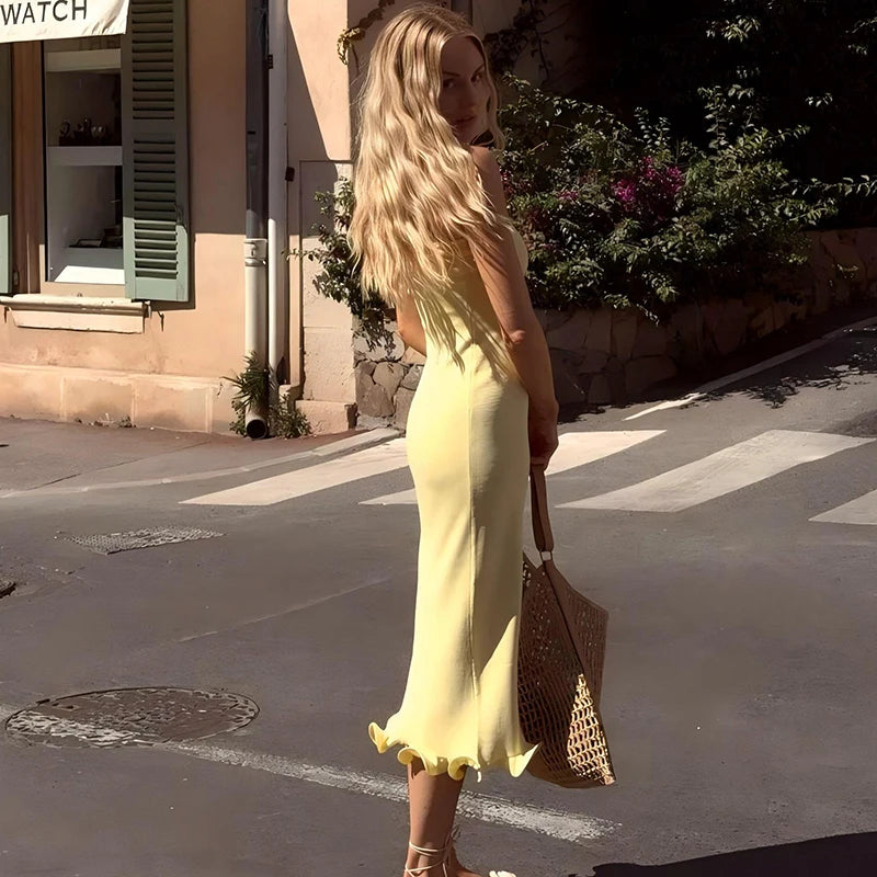 Vestido Comprido Ousado e Moderno