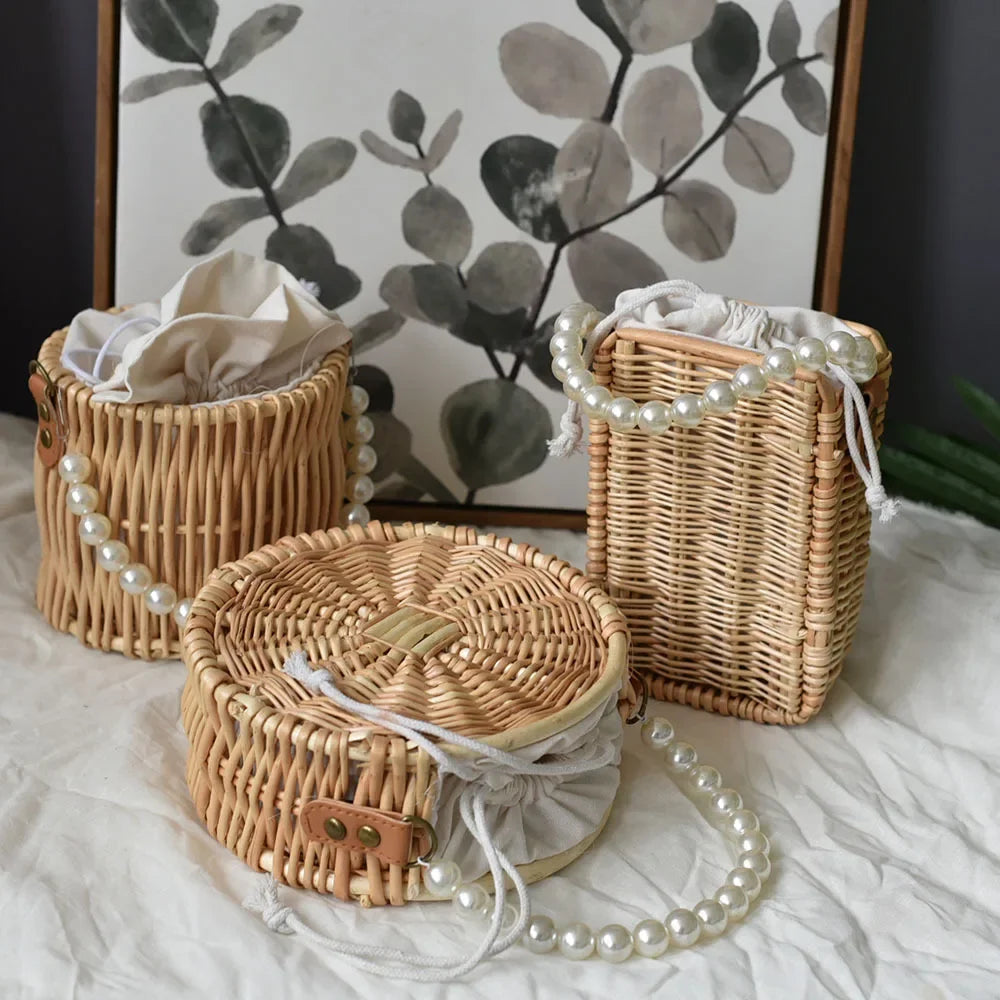 Bolsas de palha para mulher de verão