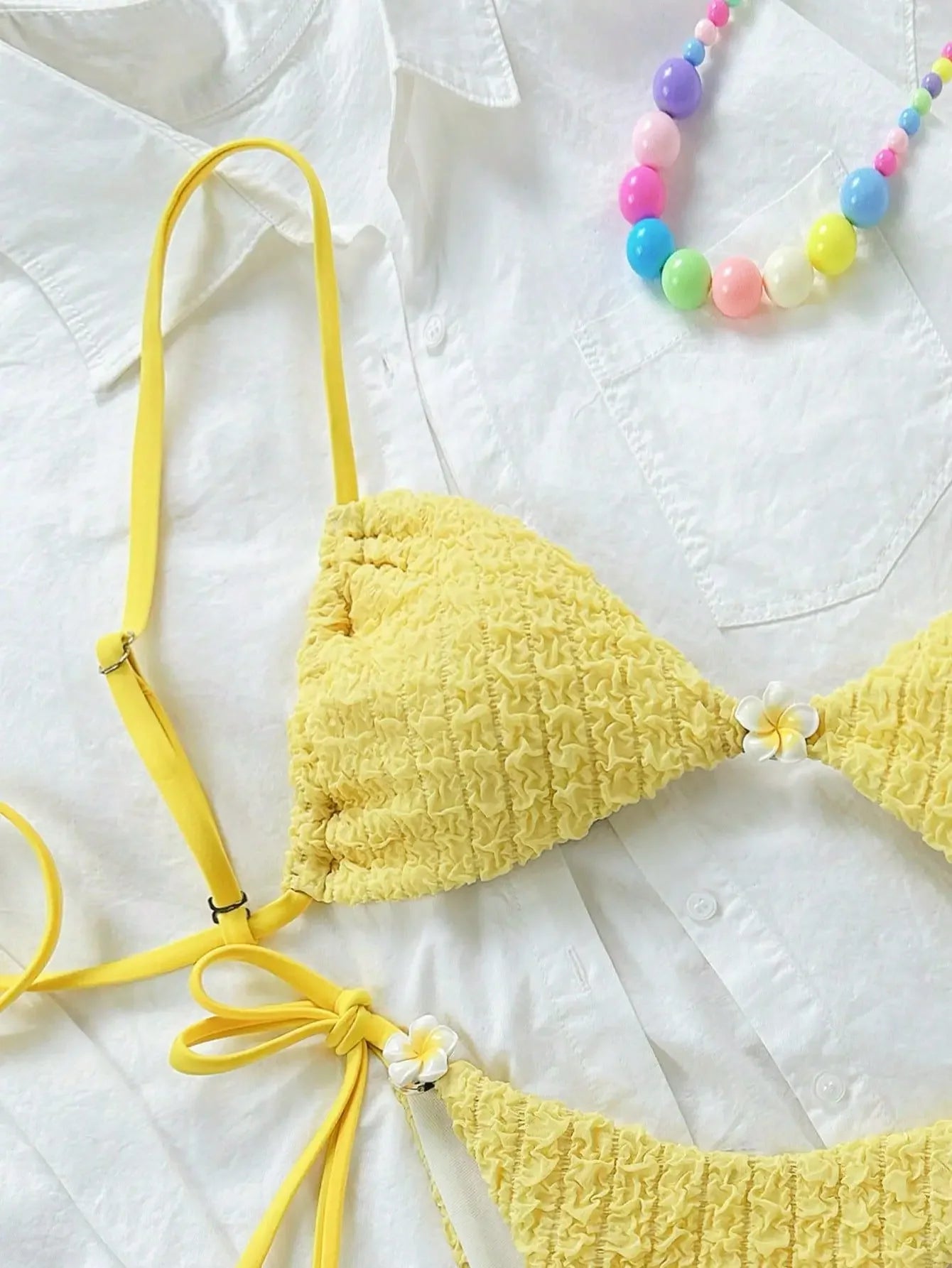 Conjunto de Biquíni Amarelo Sexy com Micro Flores 3D
