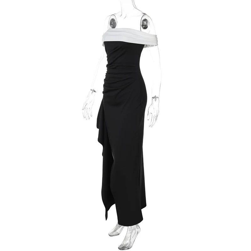 Vestido comprido sem alças, com drapeado e franzido lateral, elegante