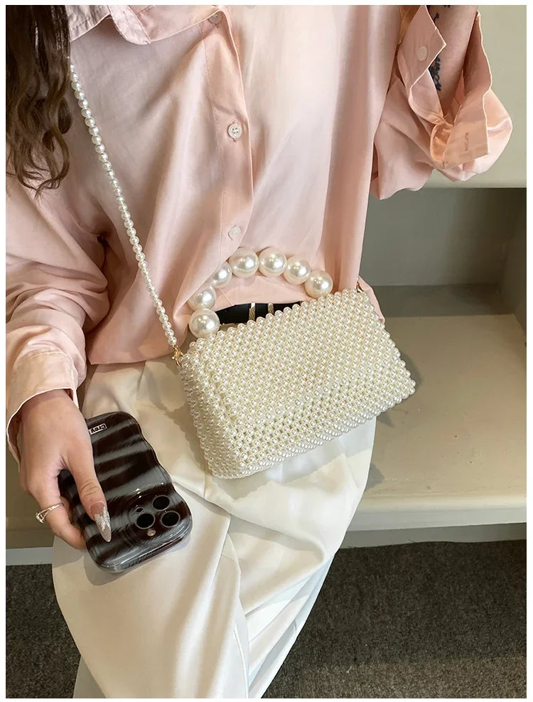 Mala de Ombro com Corrente de Pérolas, Estilo Elegante