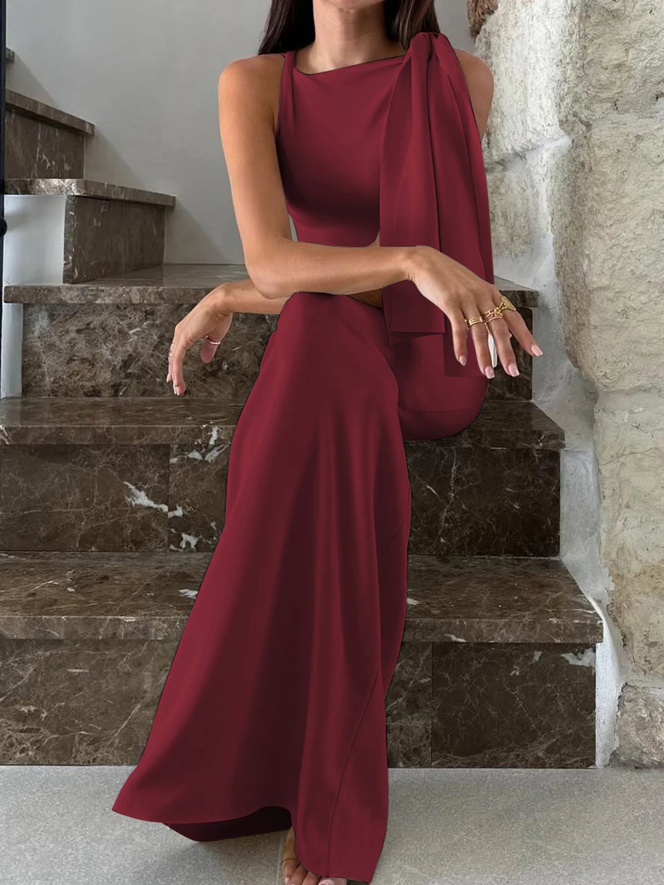 Vestido Longo e Justo, com Decote Redondo, Sem Mangas, Sexy e Elegante