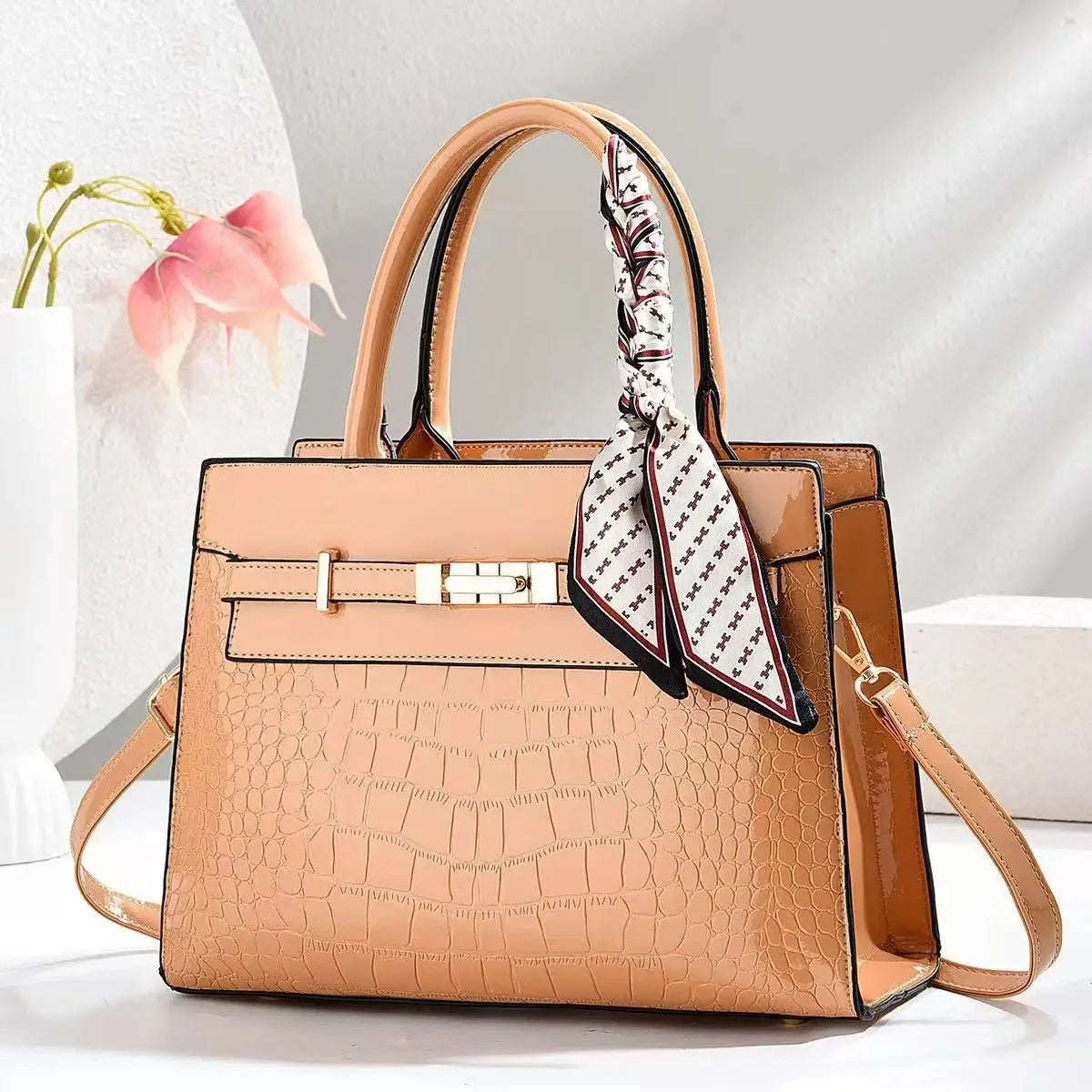 Mala de Mão com Padrão Crocodilo, Estilo Moderno e Elegante