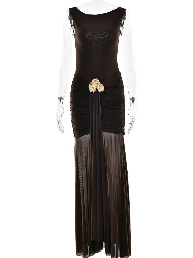 Vestido Longo (Maxi), Sem Costas, com Flores Metálicas e Franzidos (Ruched), Elegante