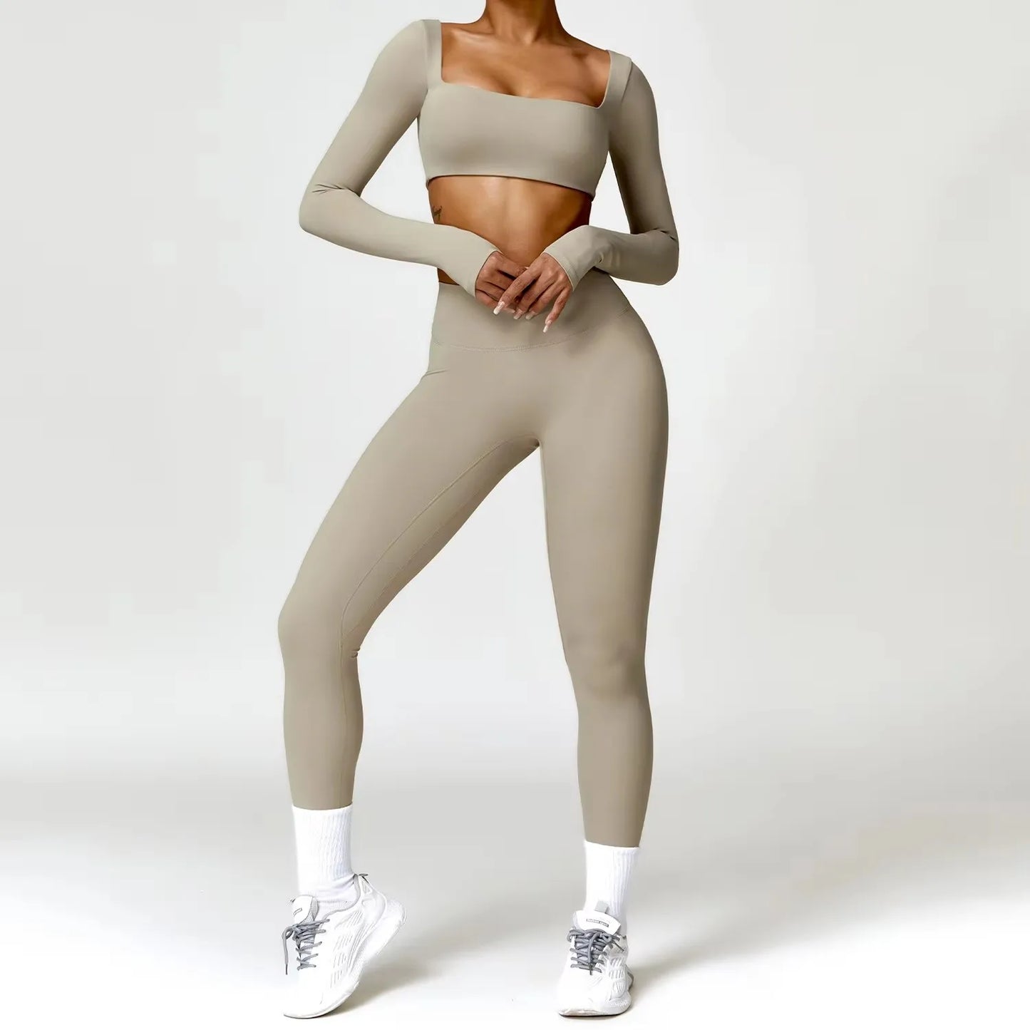 Fato de Treino  2 Peças com Leggings de Ginásio, Top Curto de Manga Comprida