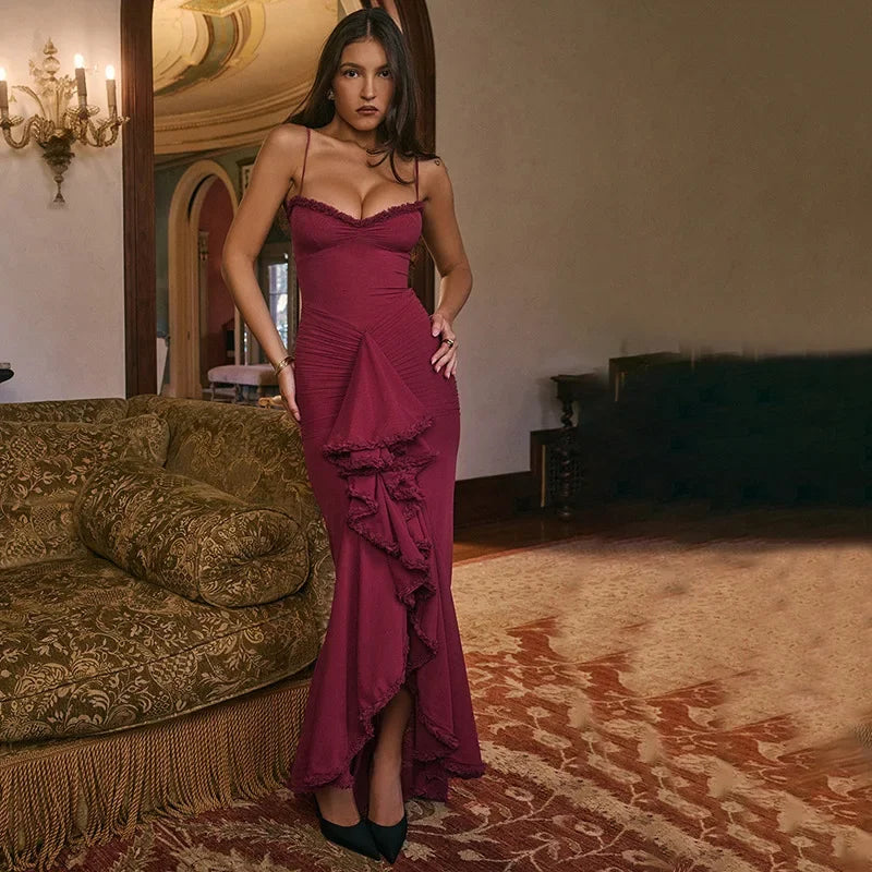 Vestido Longo Elegante, com alças Finas, Barra de Renda, Decote em V
