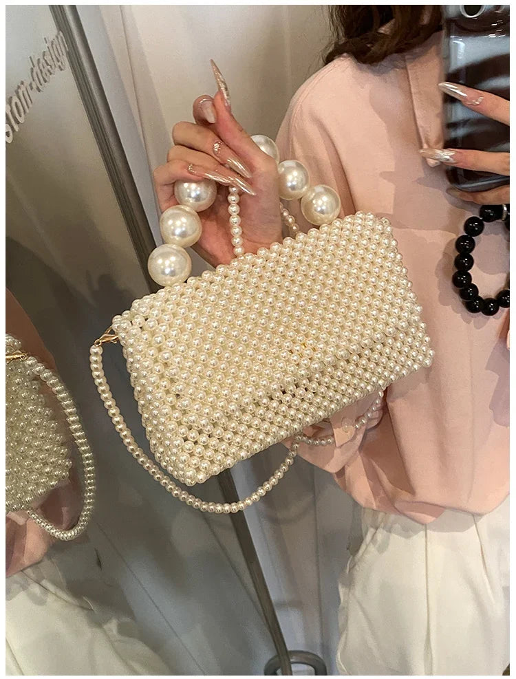 Mala de Ombro com Corrente de Pérolas, Estilo Elegante