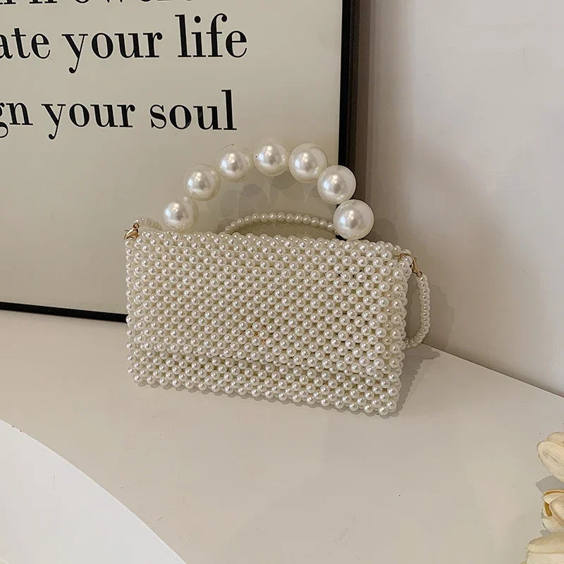 Mala de Ombro com Corrente de Pérolas, Estilo Elegante