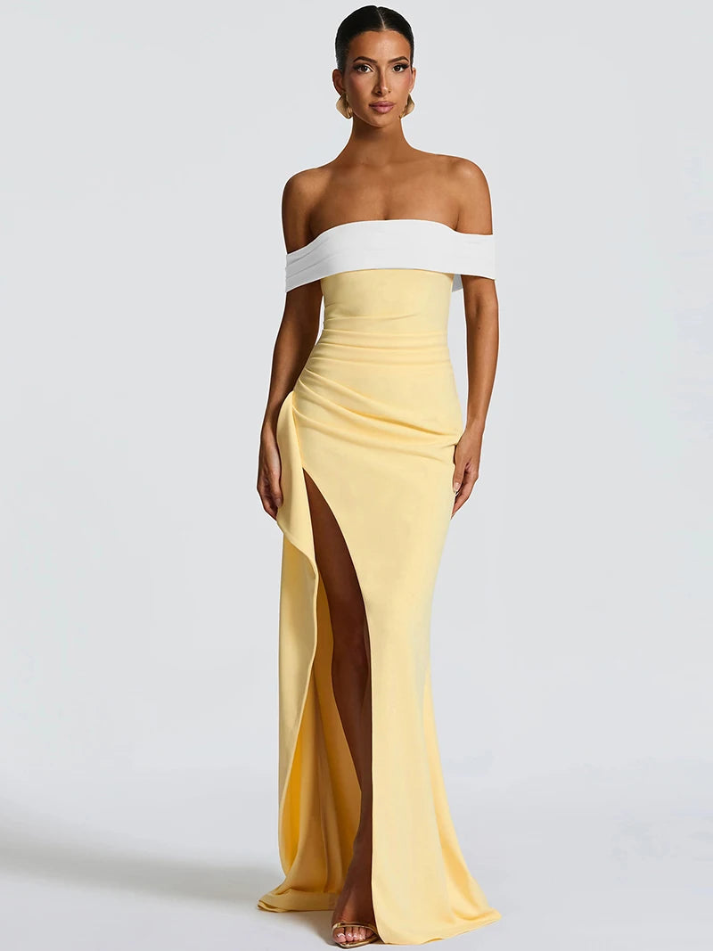 Vestido comprido sem alças, com drapeado e franzido lateral, elegante