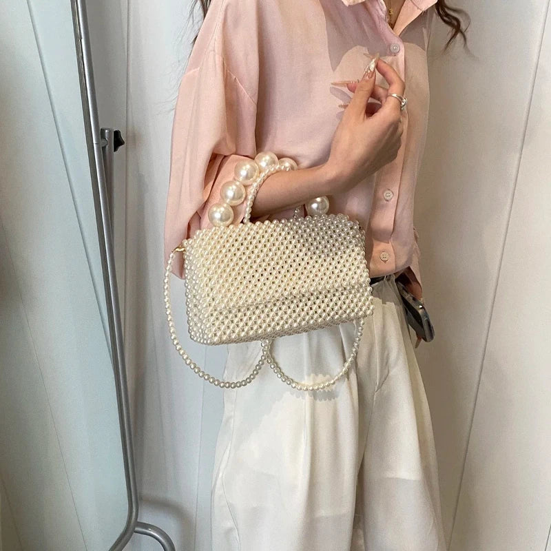 Mala de Ombro com Corrente de Pérolas, Estilo Elegante