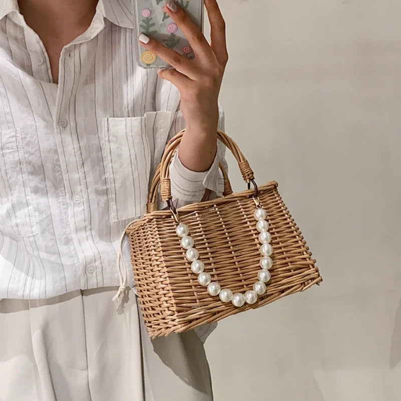 Bolsas de palha para mulher de verão