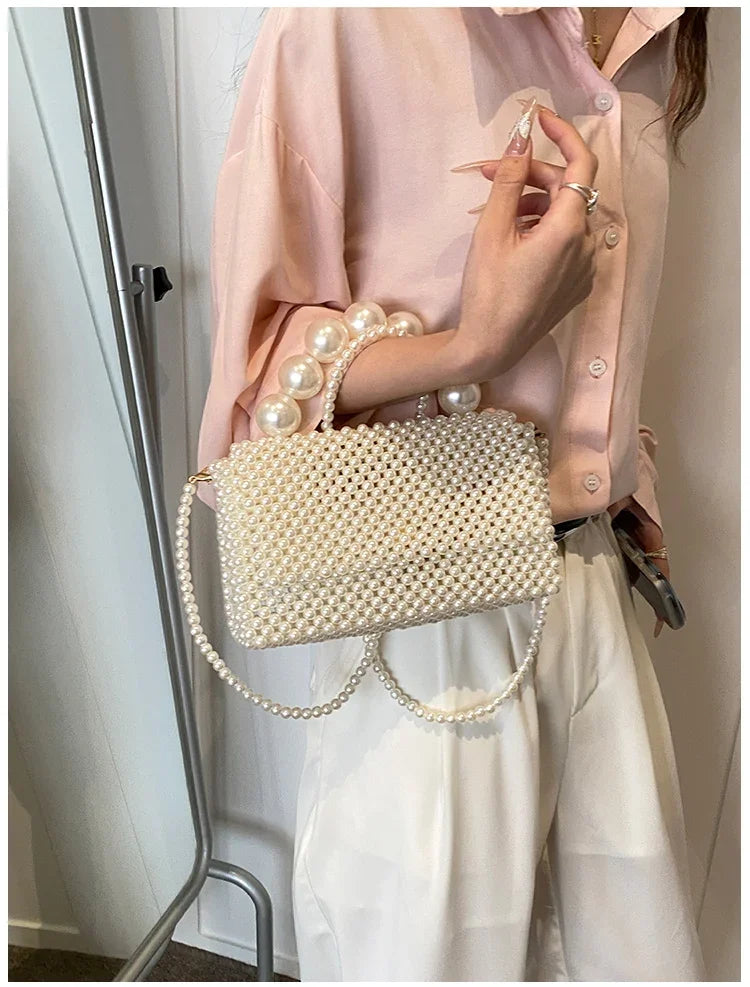 Mala de Ombro com Corrente de Pérolas, Estilo Elegante