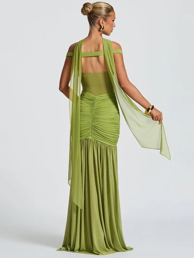 Vestido Longo Sexy e Elegante, com Ombros Descobertos, Sem Costas, com Alças ao Pescoço