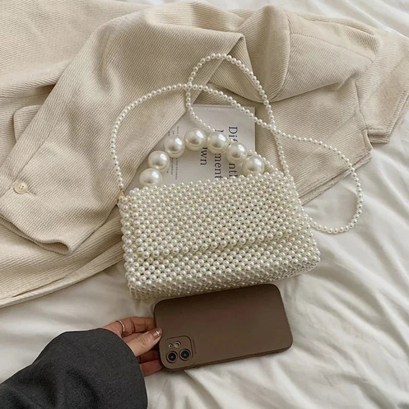 Mala de Ombro com Corrente de Pérolas, Estilo Elegante