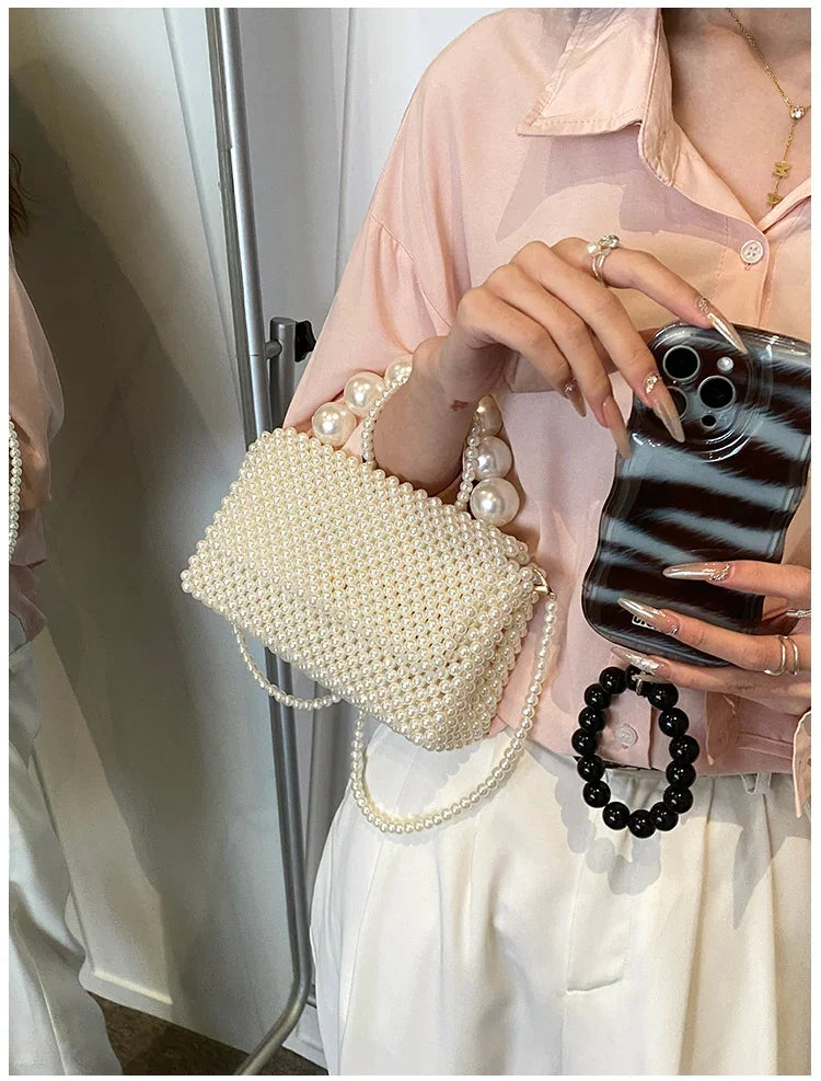 Mala de Ombro com Corrente de Pérolas, Estilo Elegante