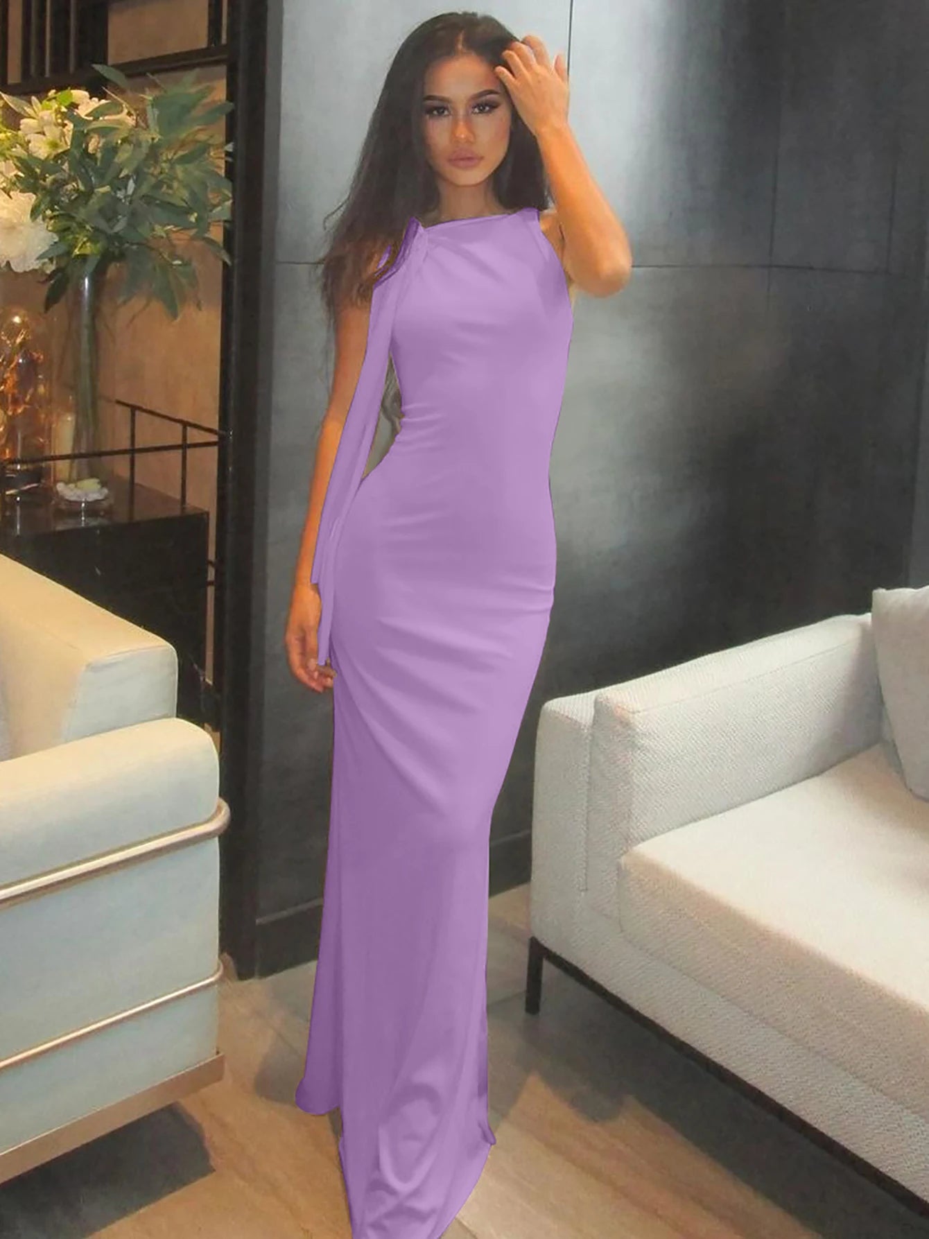 Vestido Longo e Justo, com Decote Redondo, Sem Mangas, Sexy e Elegante