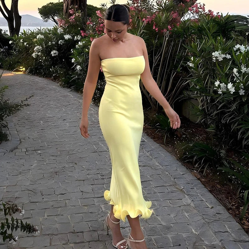 Vestido Comprido Ousado e Moderno