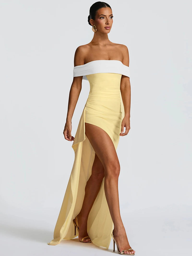 Vestido comprido sem alças, com drapeado e franzido lateral, elegante
