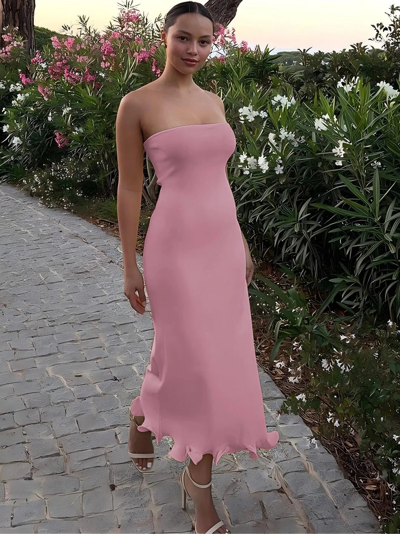 Vestido Comprido Ousado e Moderno