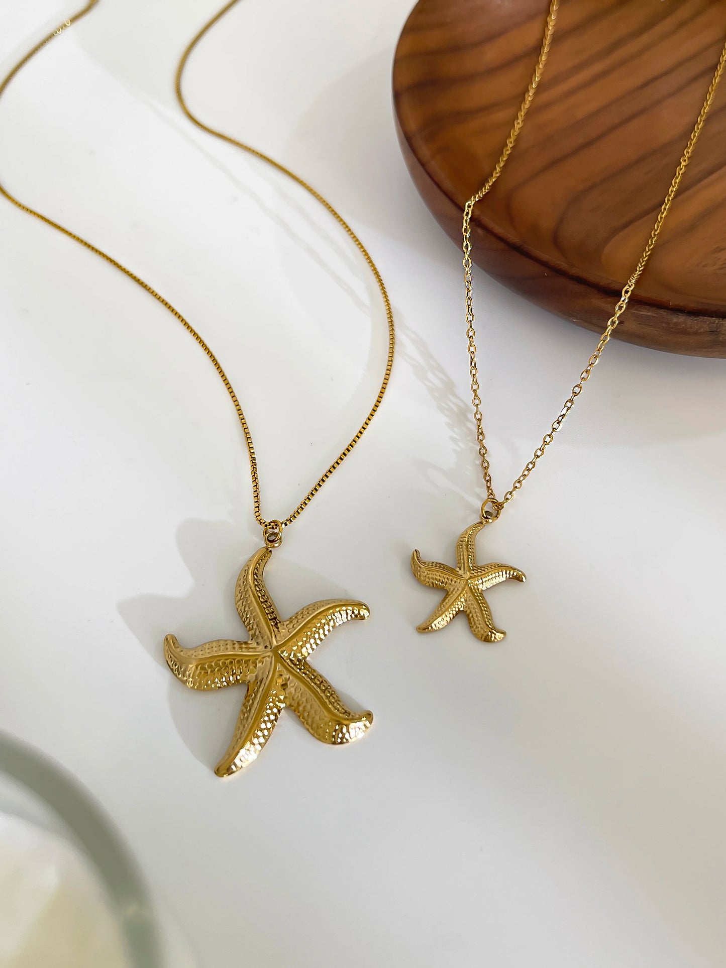 Colar com Pingentes de Estrela-do-mar Dourado
